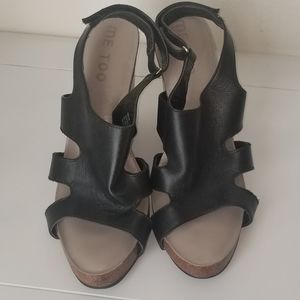 Me too black wedges sandal